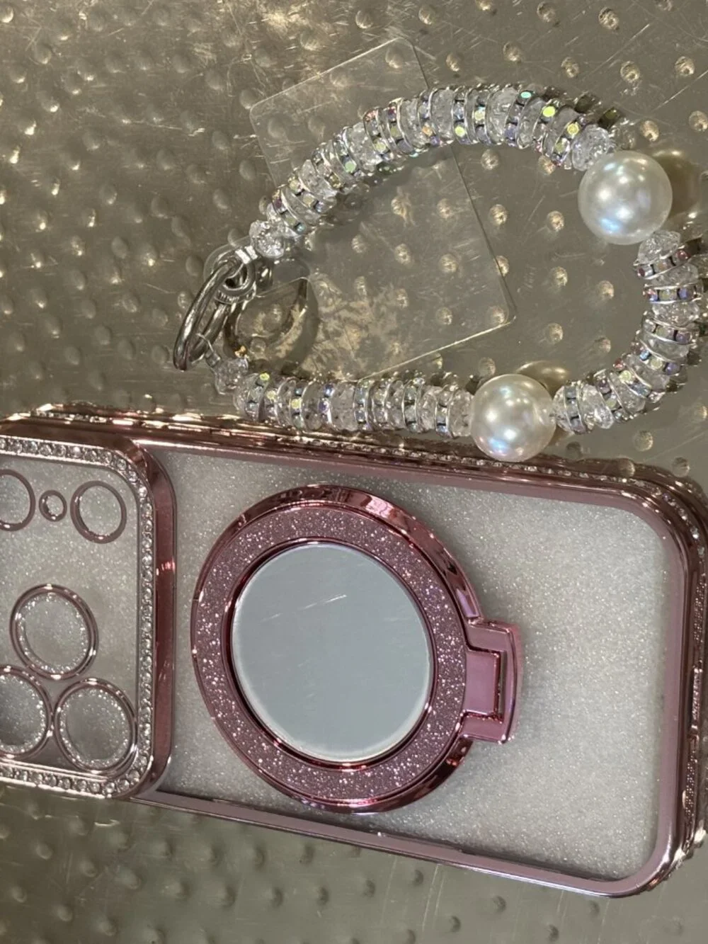 NIB Pink Glitter Magnetic Case & Rhinestone Pearl Wristlet Set iPhone 17 Pro